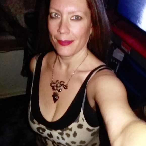 Meet your Posher, Valerie - Picture 7 of 7